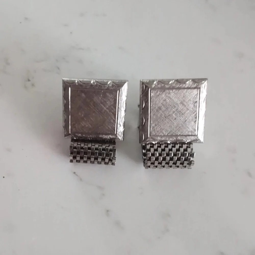 Vintage Silver Tone Mesh Wrap Cufflinks Mid Century Modern 1960s/70s